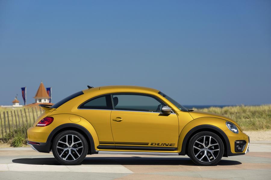  Volkswagen Beetle Dune 2016 года  (фото 14 из 18)